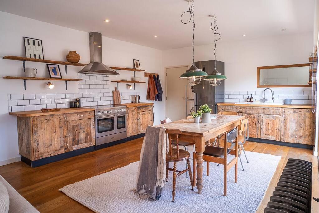 Penthouse At The Old Tea Factory Apartment London Ngoại thất bức ảnh